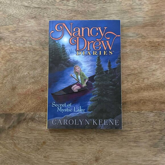 5/$20 NEW Nancy Drew Diaries #6 SECRET at MYSTIC LAKE Book - Picture 1 of 4